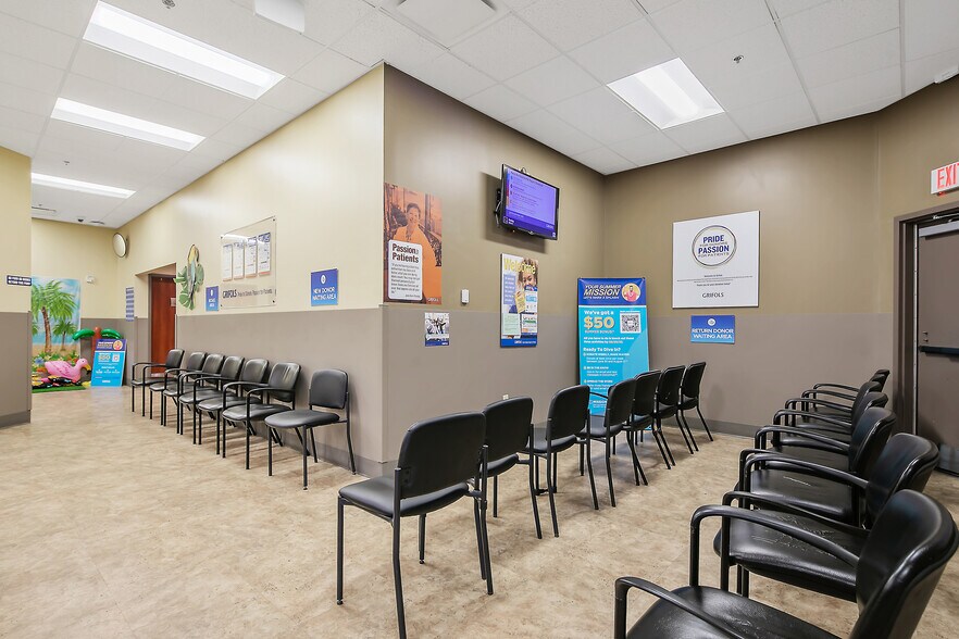 More Photos Of 4600-4610 Bragg Blvd, Fayetteville General Retail For Sale