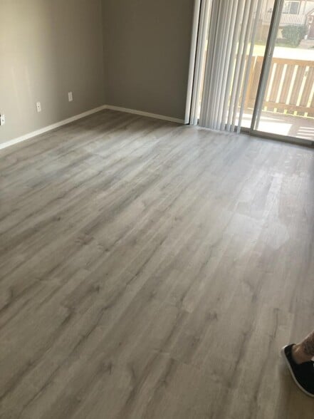 More Photos Of 1612 E D St, North Platte Apartments For Sale