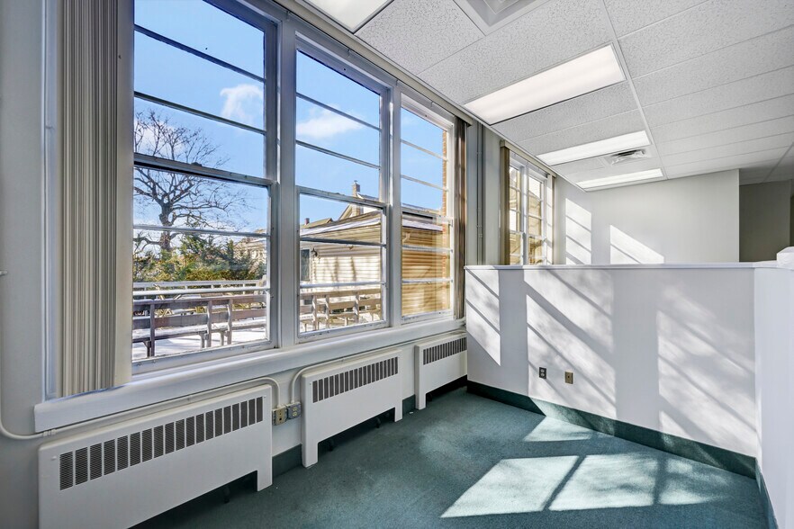 More Photos Of 301 Delaware Ave, Olyphant Office For Sale