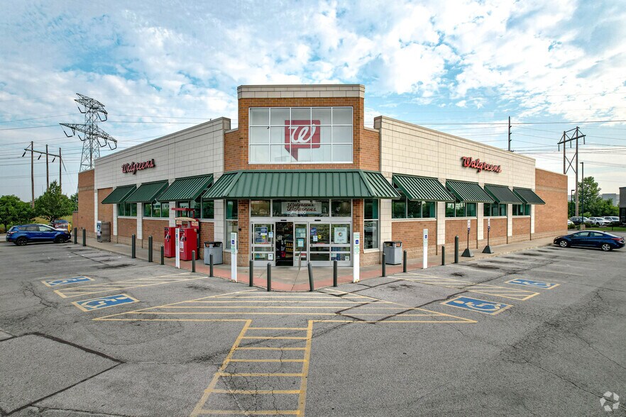 Primary Photo Of 3800 Elm St, Saint Charles Drugstore For Sale