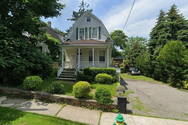 More Photos Of , White Plains Unknown For Sale