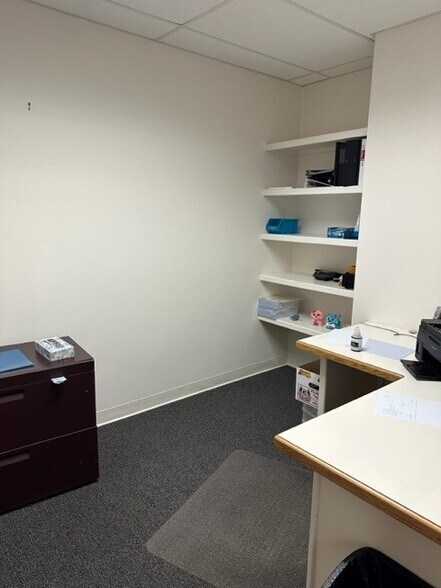 More Photos Of 851 Main St, Weymouth Medical For Lease