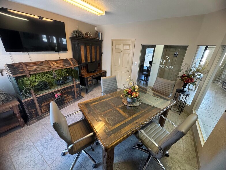More Photos Of 1909 Indian Wells Rd, Alamogordo Loft Creative Space For Sale