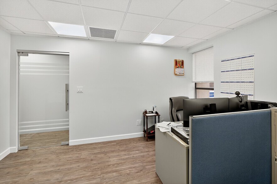 More Photos Of 228 Route 34, Old Bridge Office For Sale