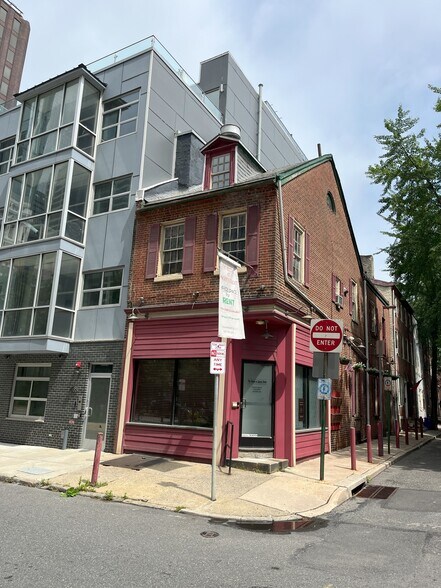 Primary Photo Of 1531 Cherry St, Philadelphia Storefront Retail Office For Lease