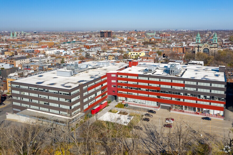 More Photos Of 6666 Rue Saint-Urbain, Montréal Office For Lease