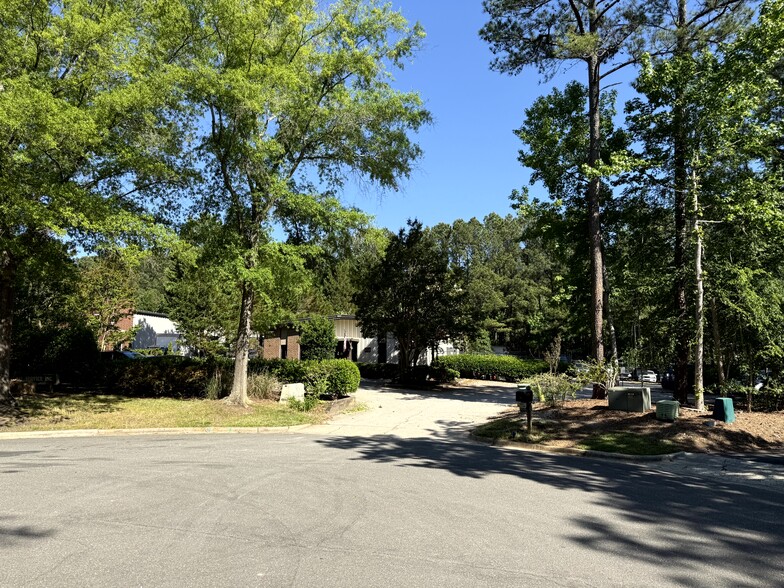More Photos Of 117 Woodwinds Industrial Ct, Cary Flex For Sale