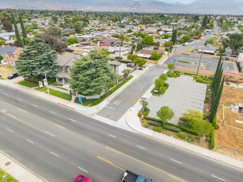 More Photos Of 437 N Riverside Ave, Rialto Loft Creative Space For Sale