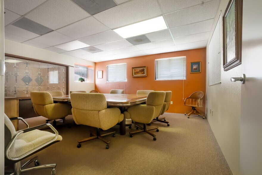 More Photos Of 870 W Apache Trl, Apache Junction General Retail For Sale