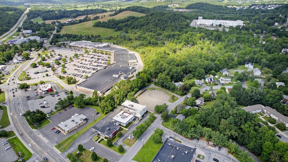 More Photos Of 74 Brookside Ave, Chester General Retail For Lease