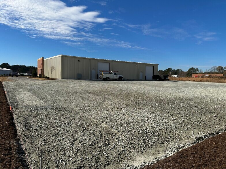 More Photos Of 55 Airport Industrial Dr, Clayton Light Distribution For Sale