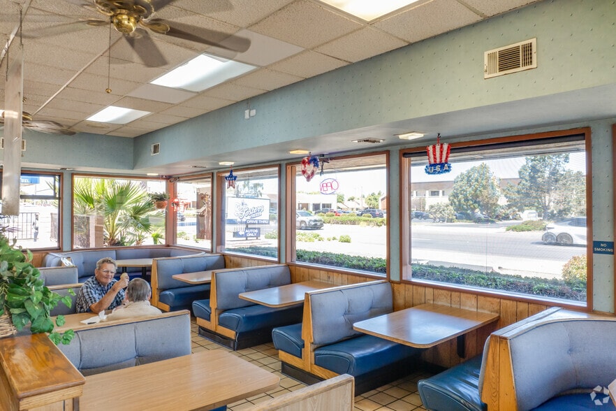 More Photos Of 1120 E Ocean Ave, Lompoc Fast Food For Sale