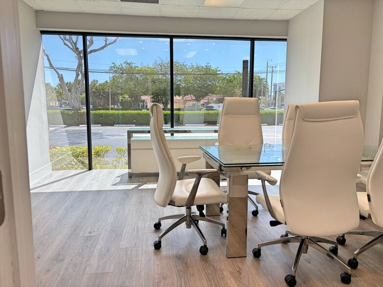 More Photos Of 901 Clint Moore Rd, Boca Raton Loft Creative Space For Sale