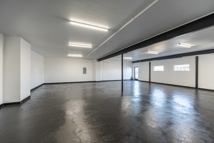 More Photos Of 610 E Broadway Ave, Moses Lake Freestanding For Lease