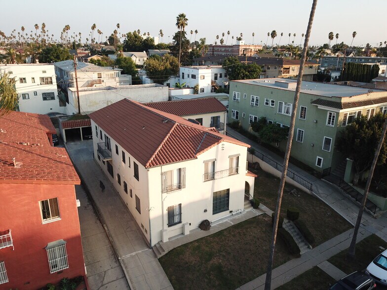 More Photos Of 1152-1158 S Bronson Ave, Los Angeles Apartments For Sale