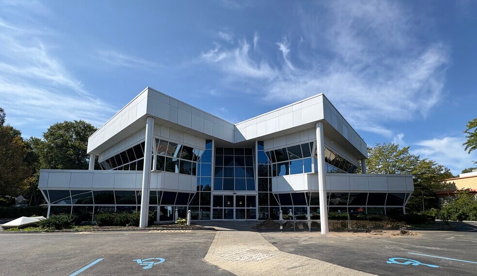 More Photos Of 109 US Highway 46, Denville Medical For Lease