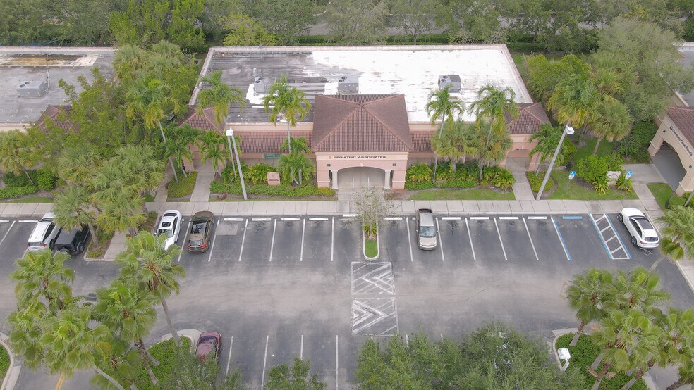 More Photos Of 1835 N Corporate Lakes Blvd, Weston Medical For Sale