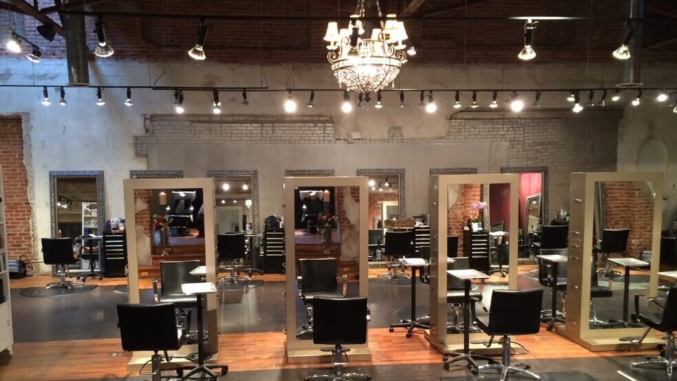 More Photos Of 1575 Boulder St, Denver Storefront Retail Office For Lease