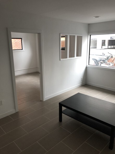 More Photos Of 2219 Colby Ave, Los Angeles Auto Repair For Sale