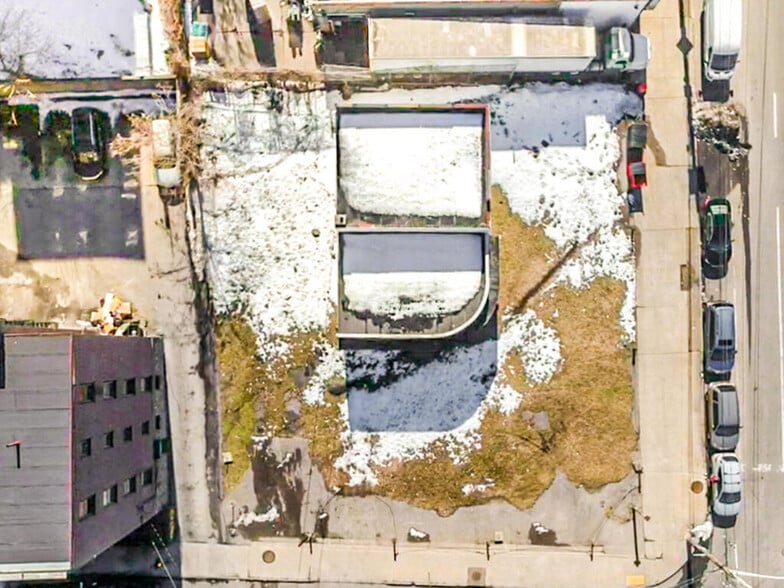 More Photos Of 416 Riverdale Ave, Yonkers Freestanding For Sale