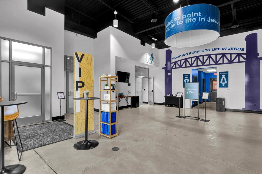 More Photos Of 155 Porters Neck Rd, Wilmington General Retail For Lease