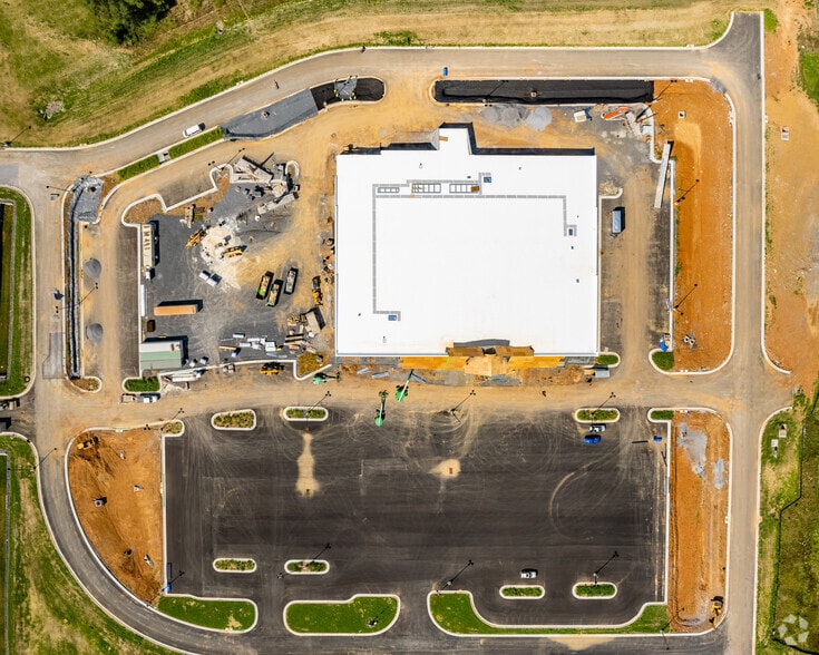 More Photos Of 7655 Winchester Ave, Inwood Unknown For Lease