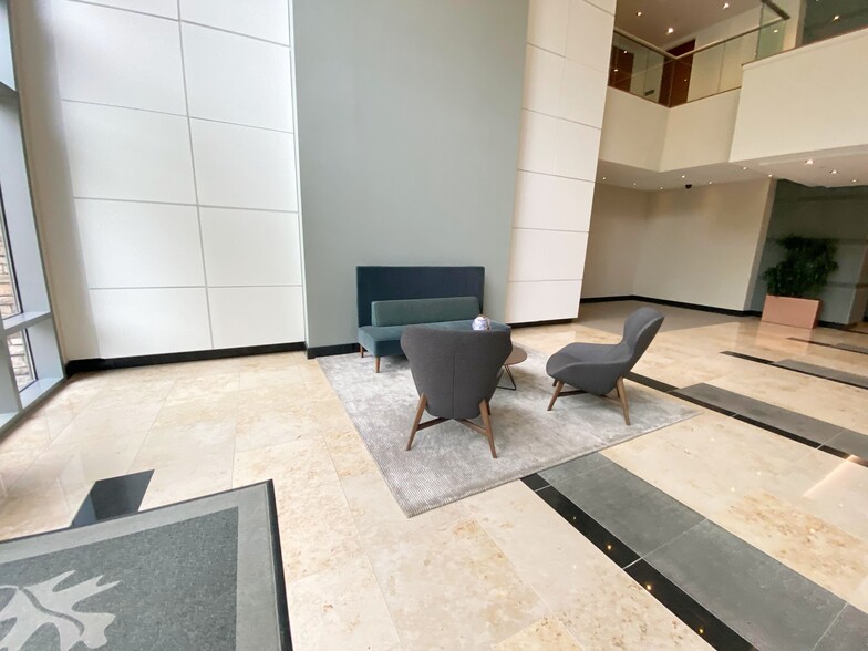 More Photos Of 1110 Sanctuary Pky, Alpharetta Office For Lease