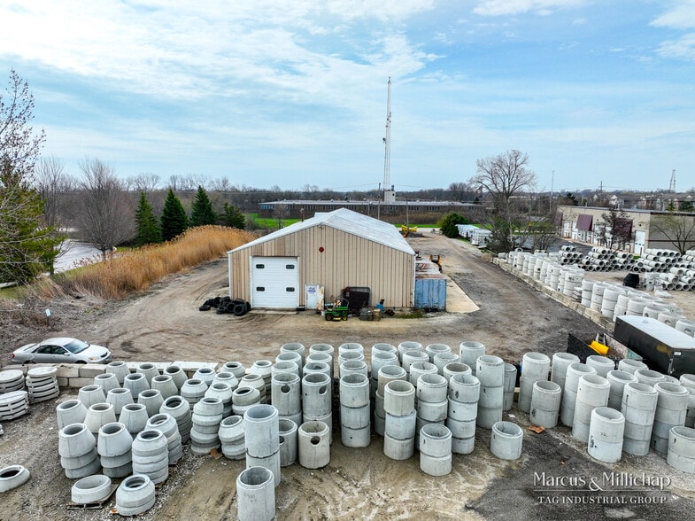 More Photos Of 500 Rose Rd, Lake Zurich Warehouse For Sale