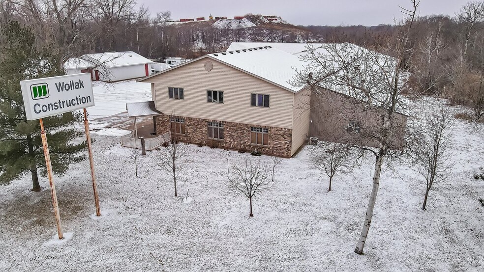 More Photos Of 6225 Lark Rd NW, Sauk Rapids Warehouse For Lease