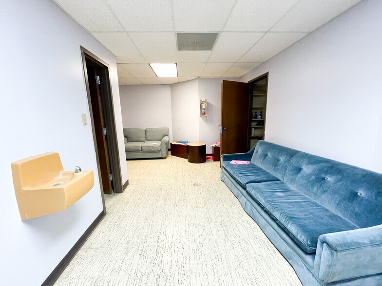 More Photos Of 3101 35th St, Lubbock Health Club For Sale