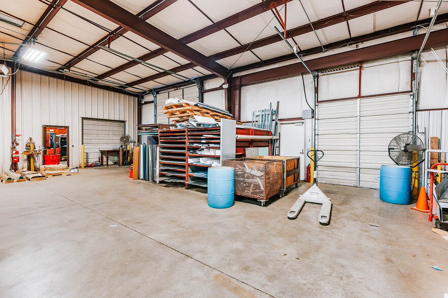 More Photos Of 4900 Highway 98 E, Comer Warehouse For Sale