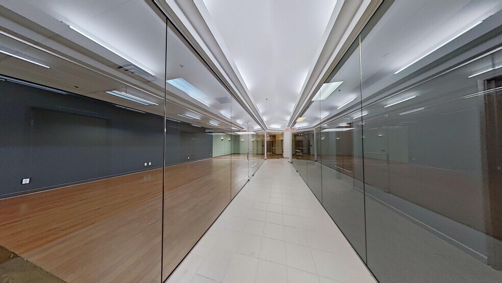 More Photos Of 2938 Biddle Ave, Wyandotte Storefront Retail Office For Lease