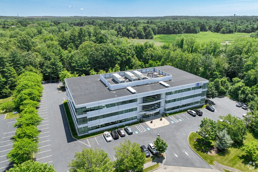 More Photos Of 40 Pequot Way, Canton Office For Lease