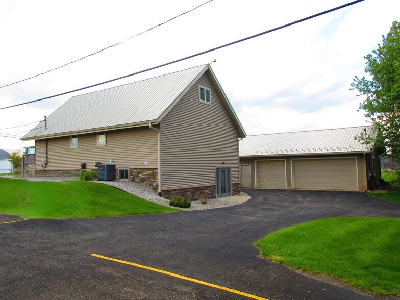 More Photos Of 977 Airport Rd, Jackson Office For Sale