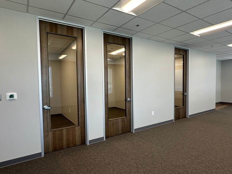 More Photos Of 3216 Napier Park, Shavano Park Medical For Lease