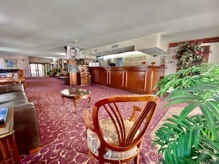 More Photos Of 529 S 4th St, Springfield Hotel For Sale