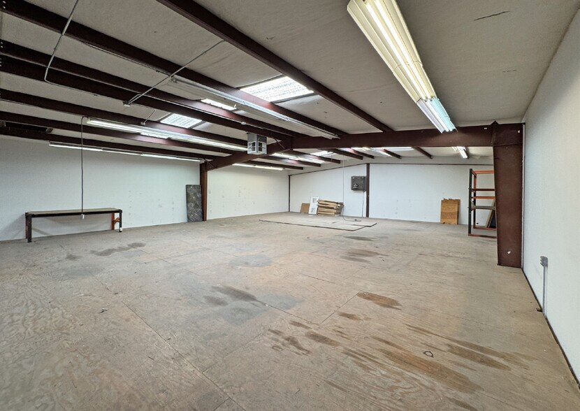 More Photos Of 3900 2nd St NW, Albuquerque Freestanding For Sale