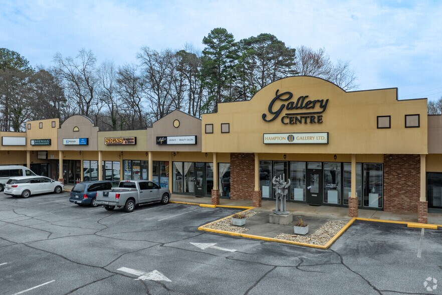 Primary Photo Of 3110 Wade Hampton Blvd, Taylors Storefront For Sale