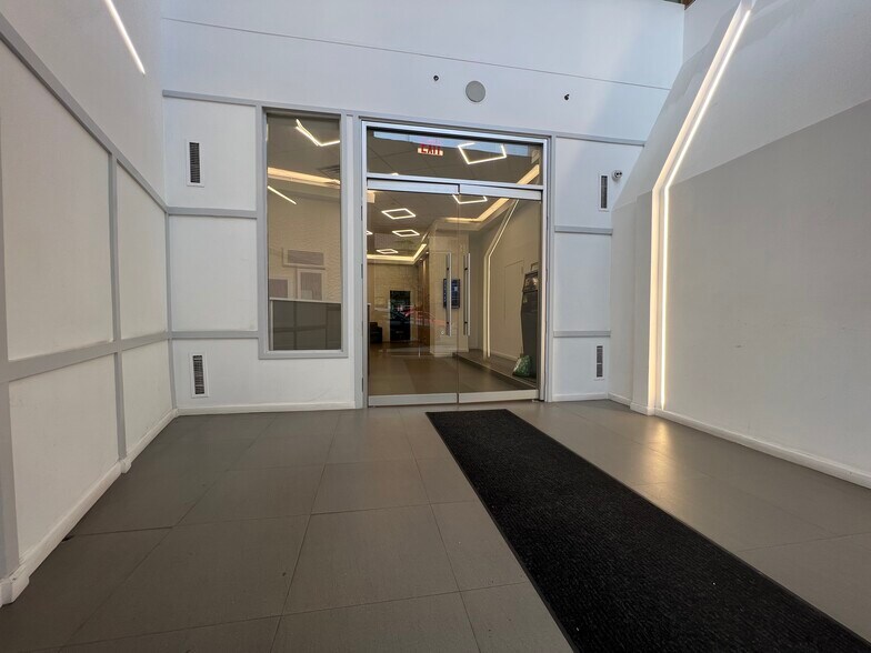 More Photos Of 1212-1222 Avenue M, Brooklyn Office For Lease