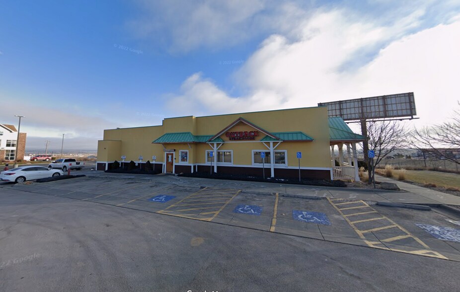 Primary Photo Of 665 E Disk Dr, Rapid City Restaurant For Sale