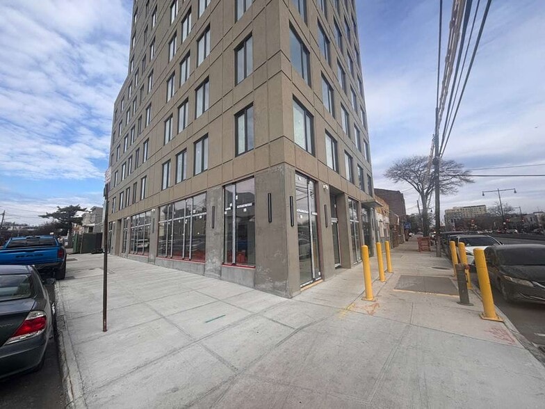 More Photos Of 3051 Atlantic Ave, Brooklyn Warehouse For Lease