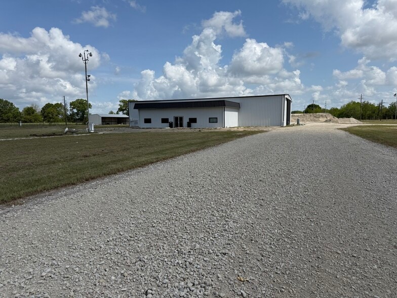 Primary Photo Of 1112 W 90 Hwy, New Iberia Industrial For Lease
