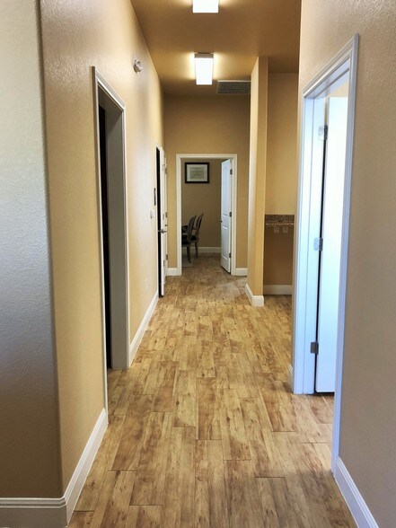More Photos Of 1920 Corporate Dr, San Marcos Office For Sale