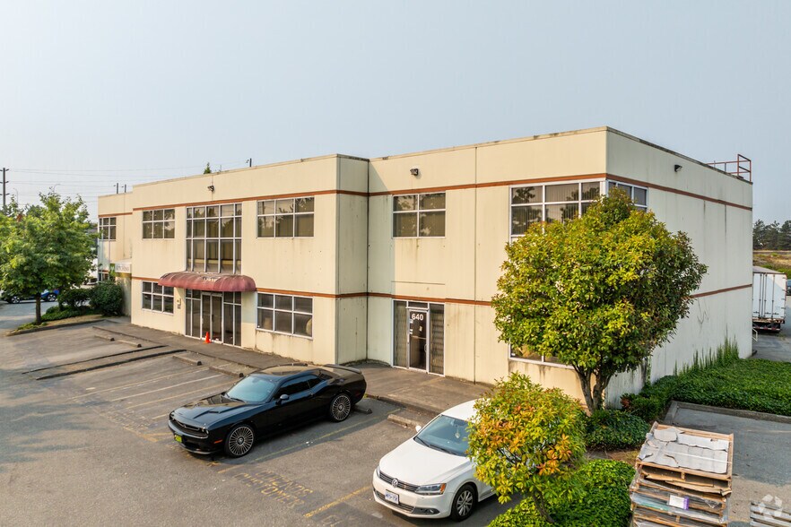 More Photos Of 626 Chester Rd, Delta Distribution For Lease