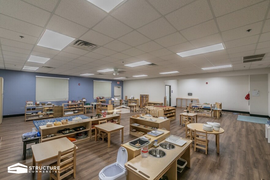 More Photos Of 6800 Bountiful Grove Dr, McKinney Daycare Center For Sale