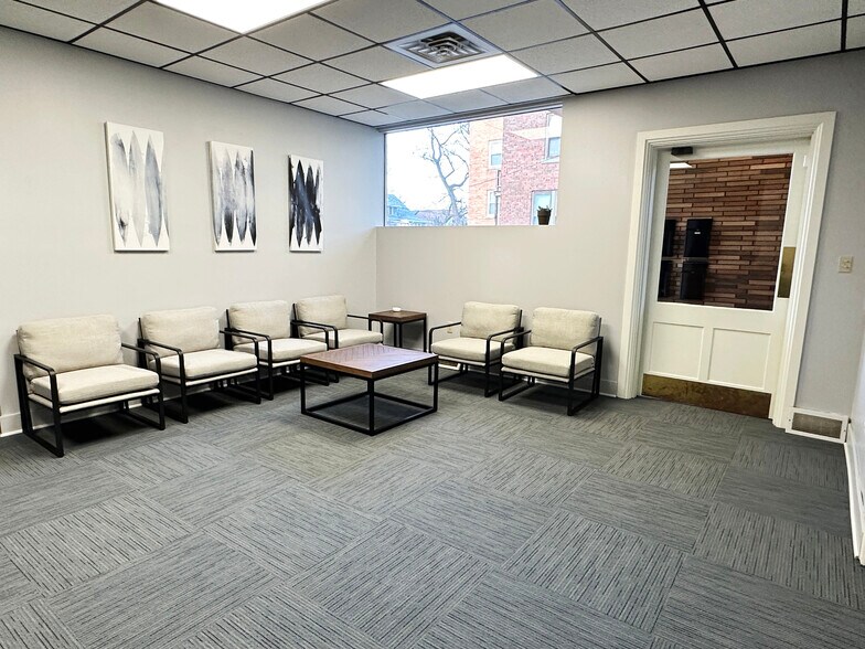 More Photos Of 1920 Monroe St, Madison Medical For Lease