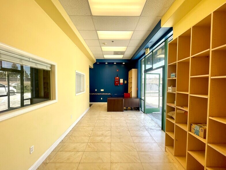 More Photos Of 21 W Duarte Rd, Arcadia Office For Sale