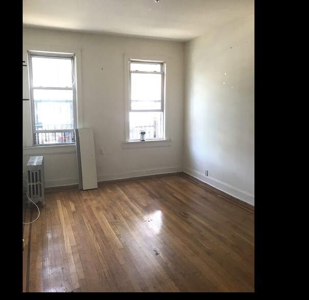 More Photos Of 734 E 227th St, Bronx Apartments For Sale