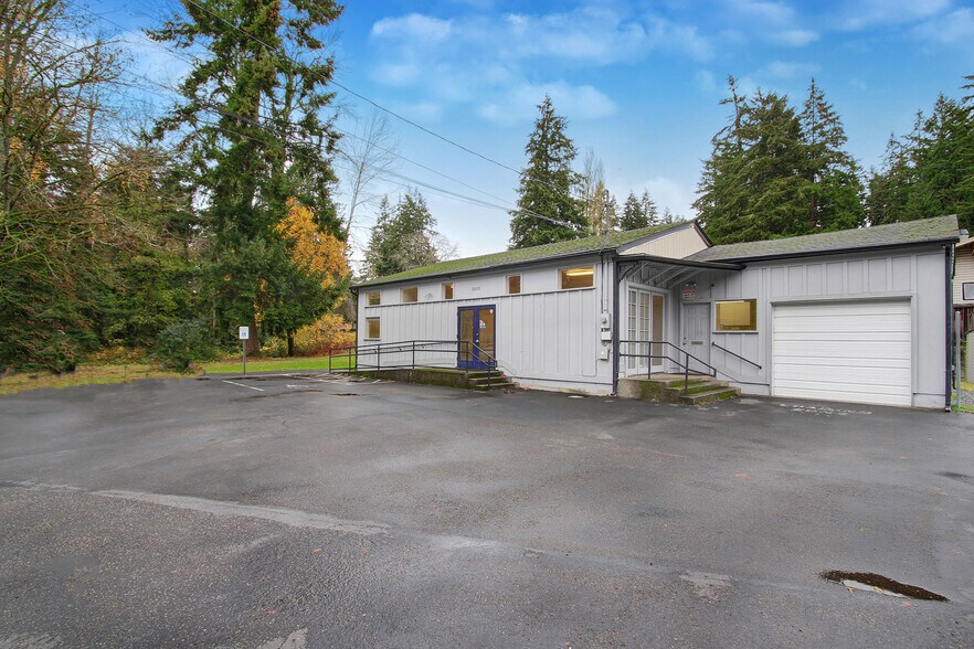 More Photos Of 23631 Edmonds Way, Edmonds Warehouse For Sale