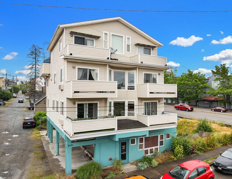 More Photos Of 816 N 38th St, Seattle Apartments For Sale